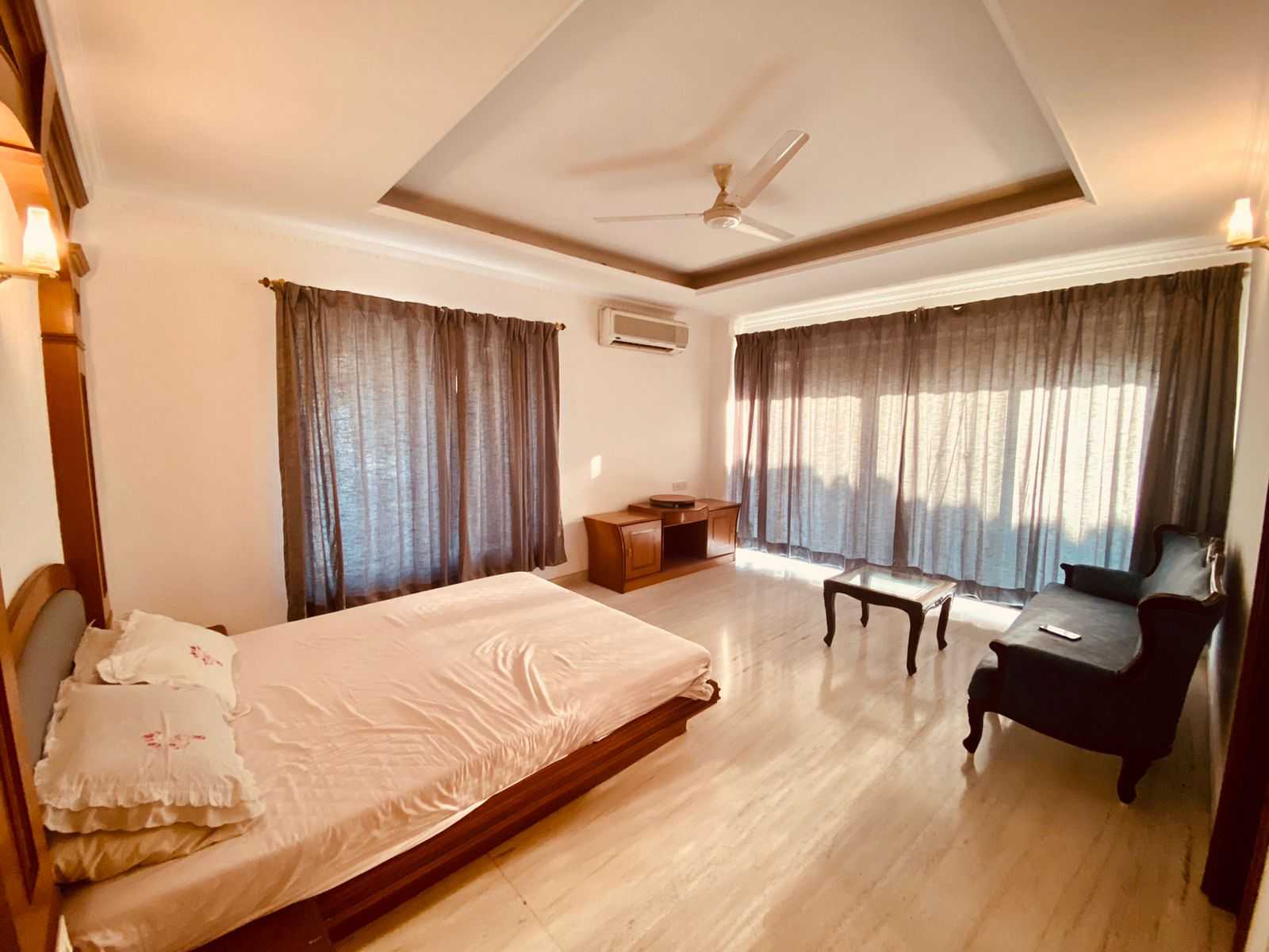 4+BHK Semifurnished Penthouse For Sale @ Aundh